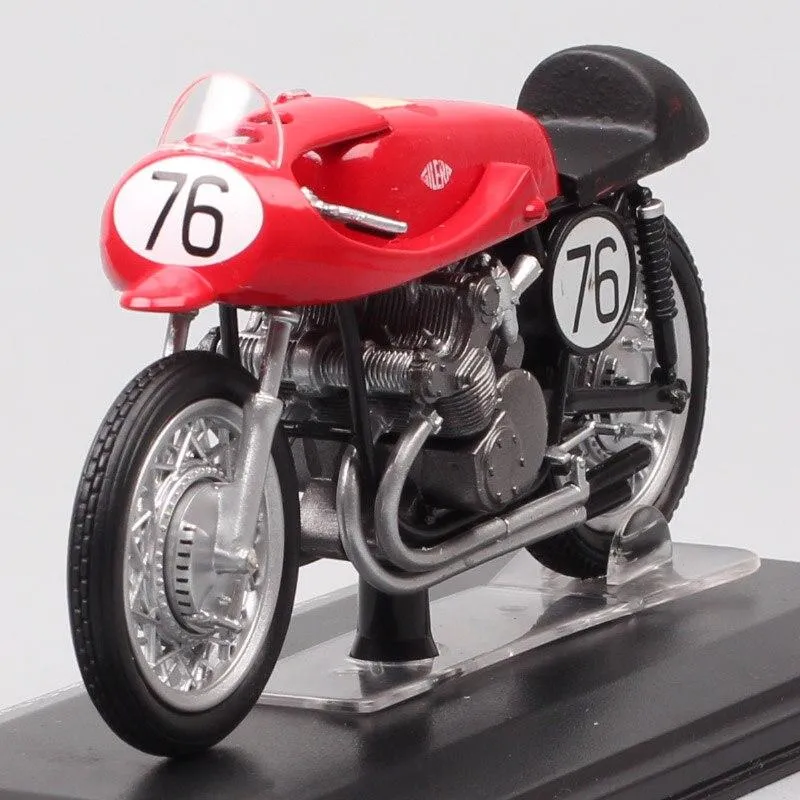 1/24 Scale Classic Retro Italeri 1955 Gilera 4cil 500cc World Champion #76 G Duke motorcycle Diecast GP bike model Toy Vehicles