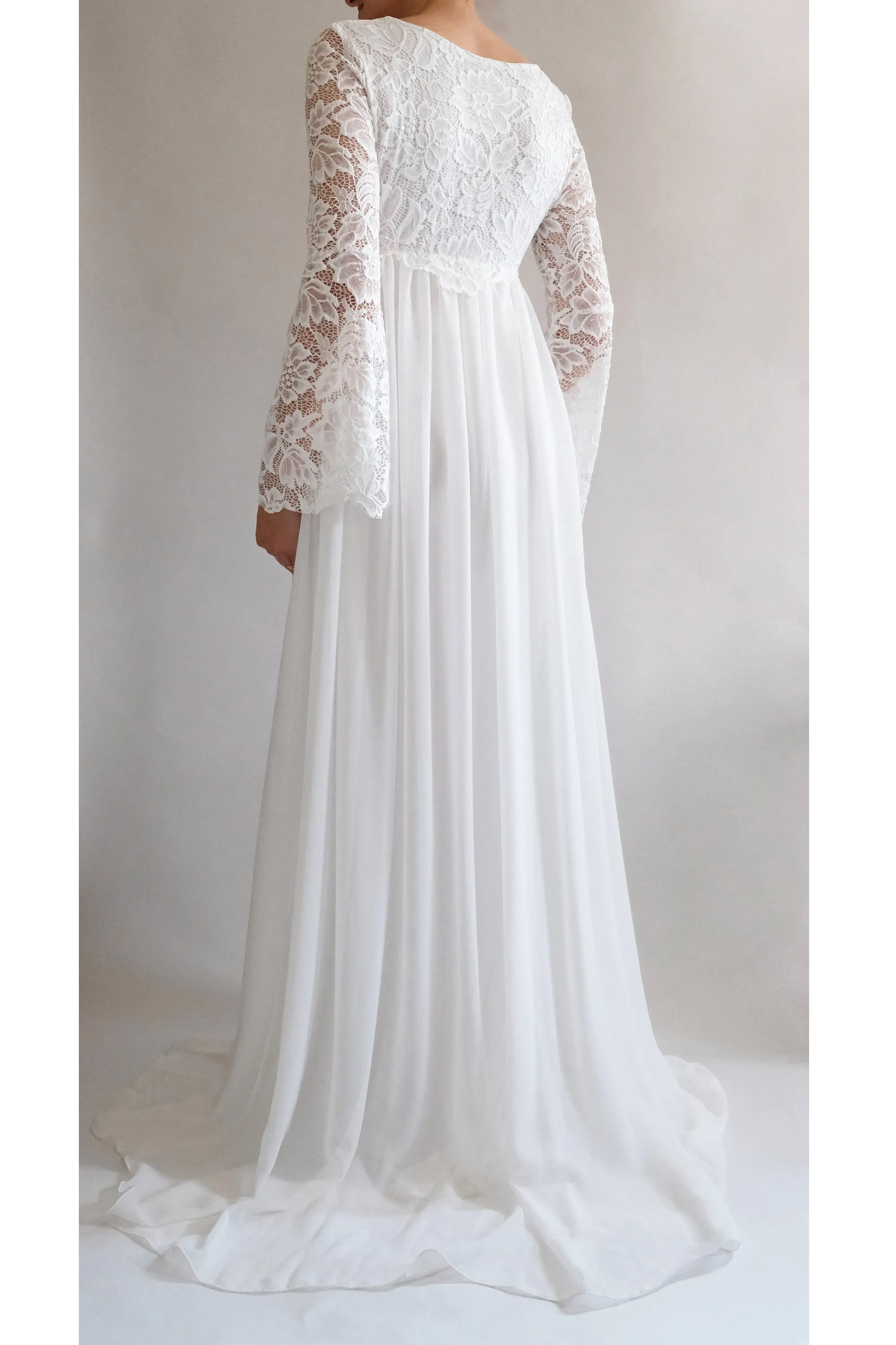 Beach Square Long Sleeve Lace Pleated Maternity Wedding Dress-715522