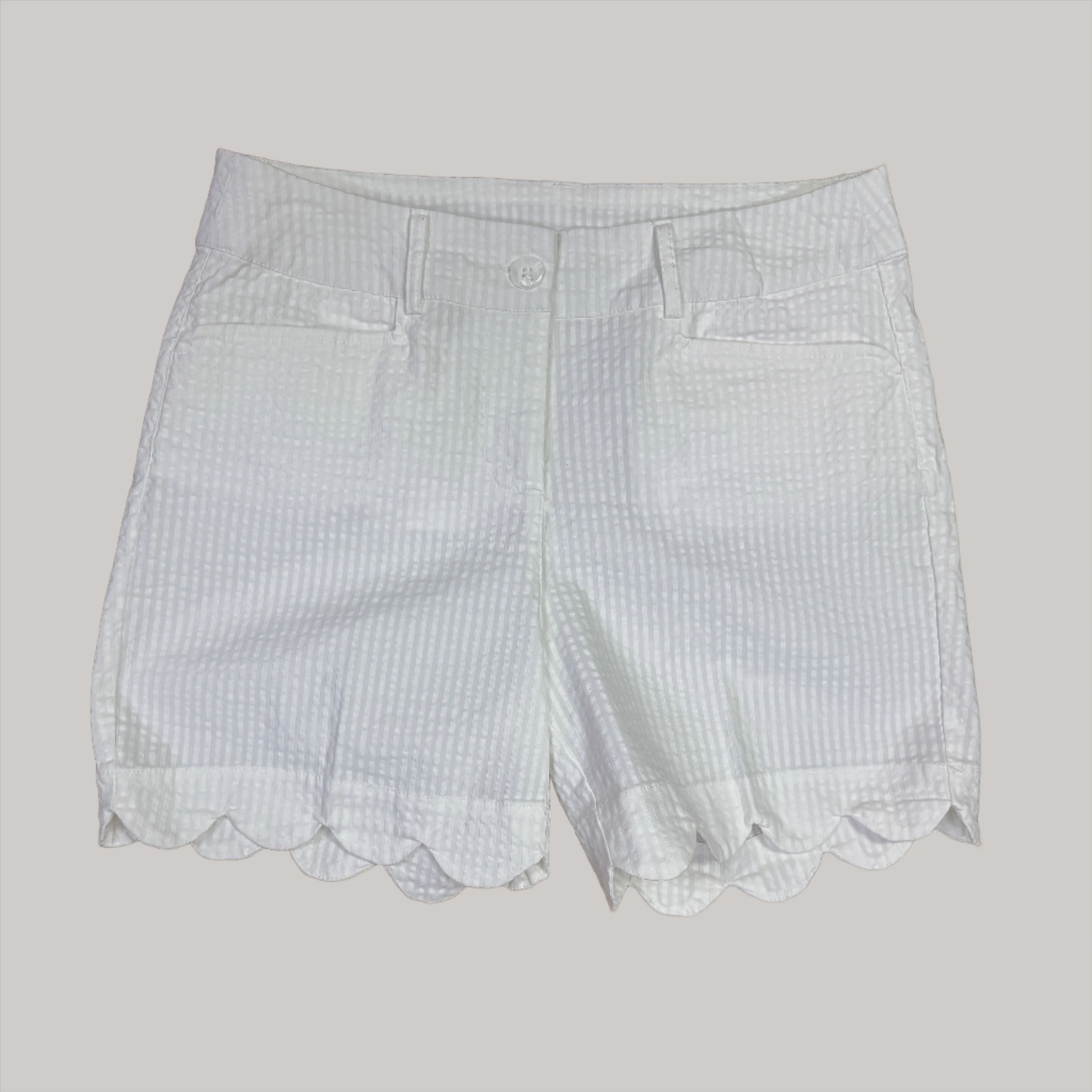 Beachtime Scallop Shorts in White