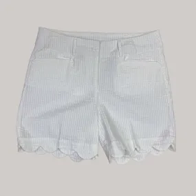 Beachtime Scallop Shorts in White