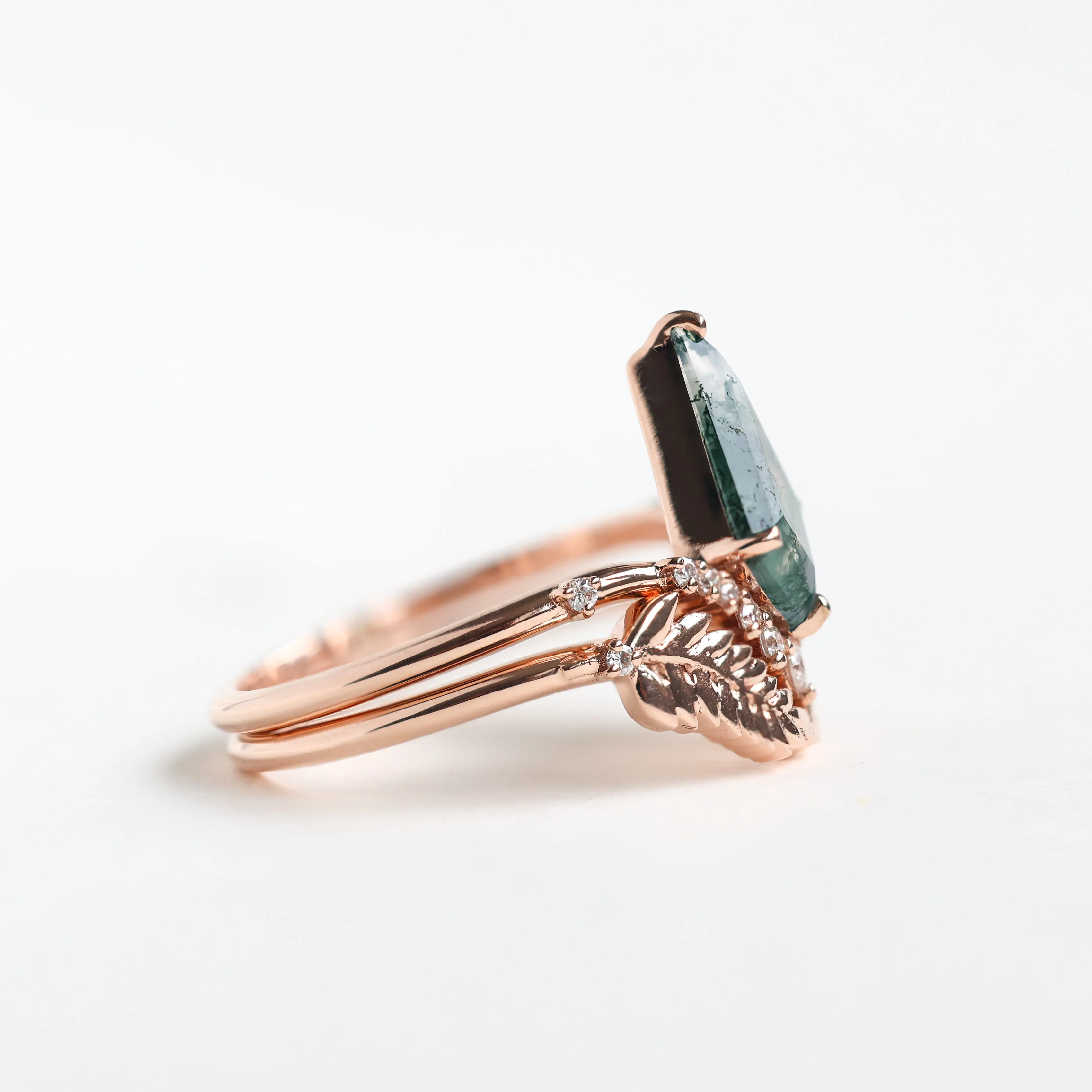 Diamond Kite Moss Agate Ring Set With Leaf Diamond Band