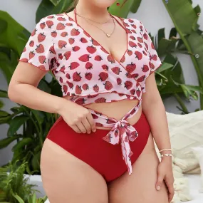 Dreiteiliges Bikini-Set in Übergröße „Sweet Strawberry“