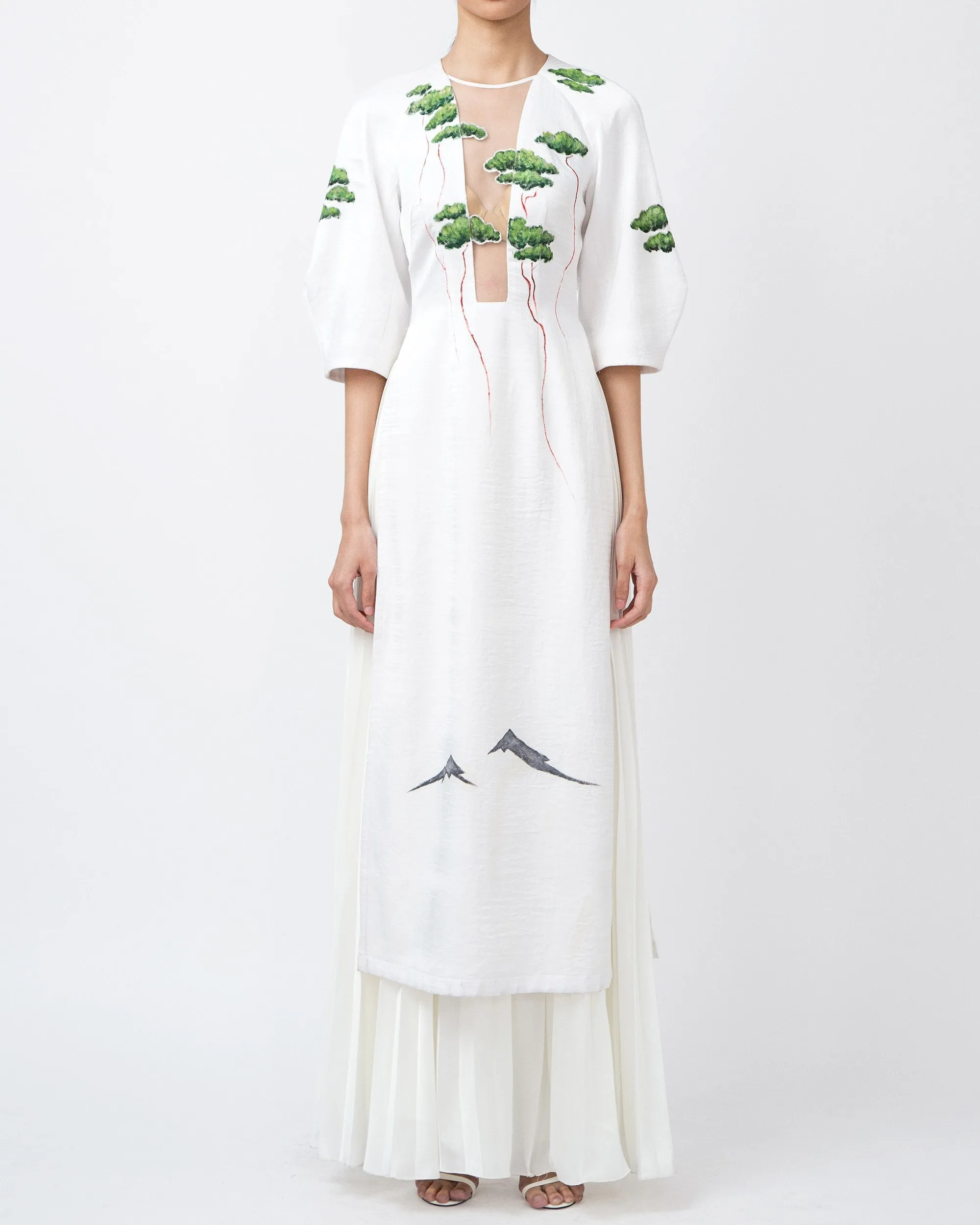 Flying Forest-painted Voluminous Sleeve White Contemporary Ao Dai