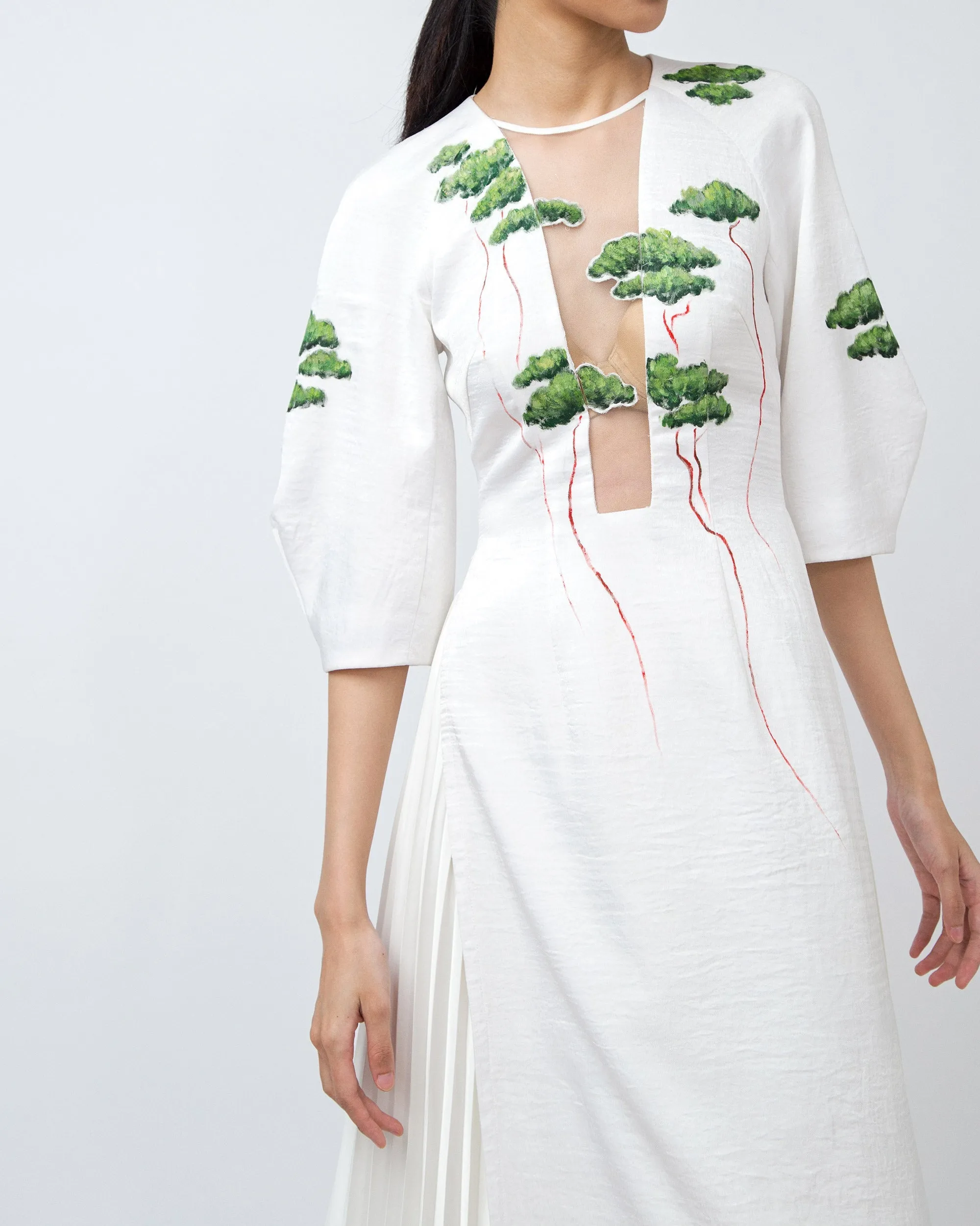 Flying Forest-painted Voluminous Sleeve White Contemporary Ao Dai