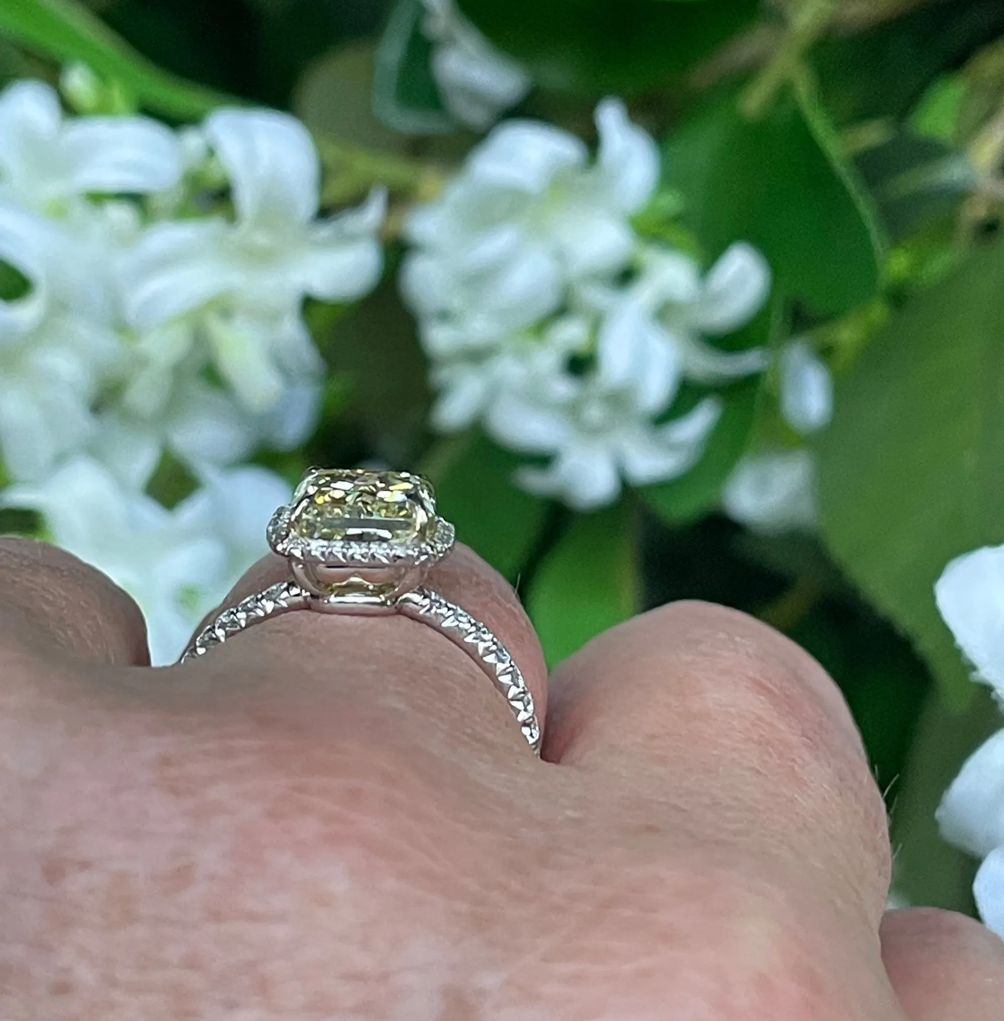 GIA 3.14ctw Estate Vintage Natural Fancy Yellow Radiant Diamond Plat 18k Ring