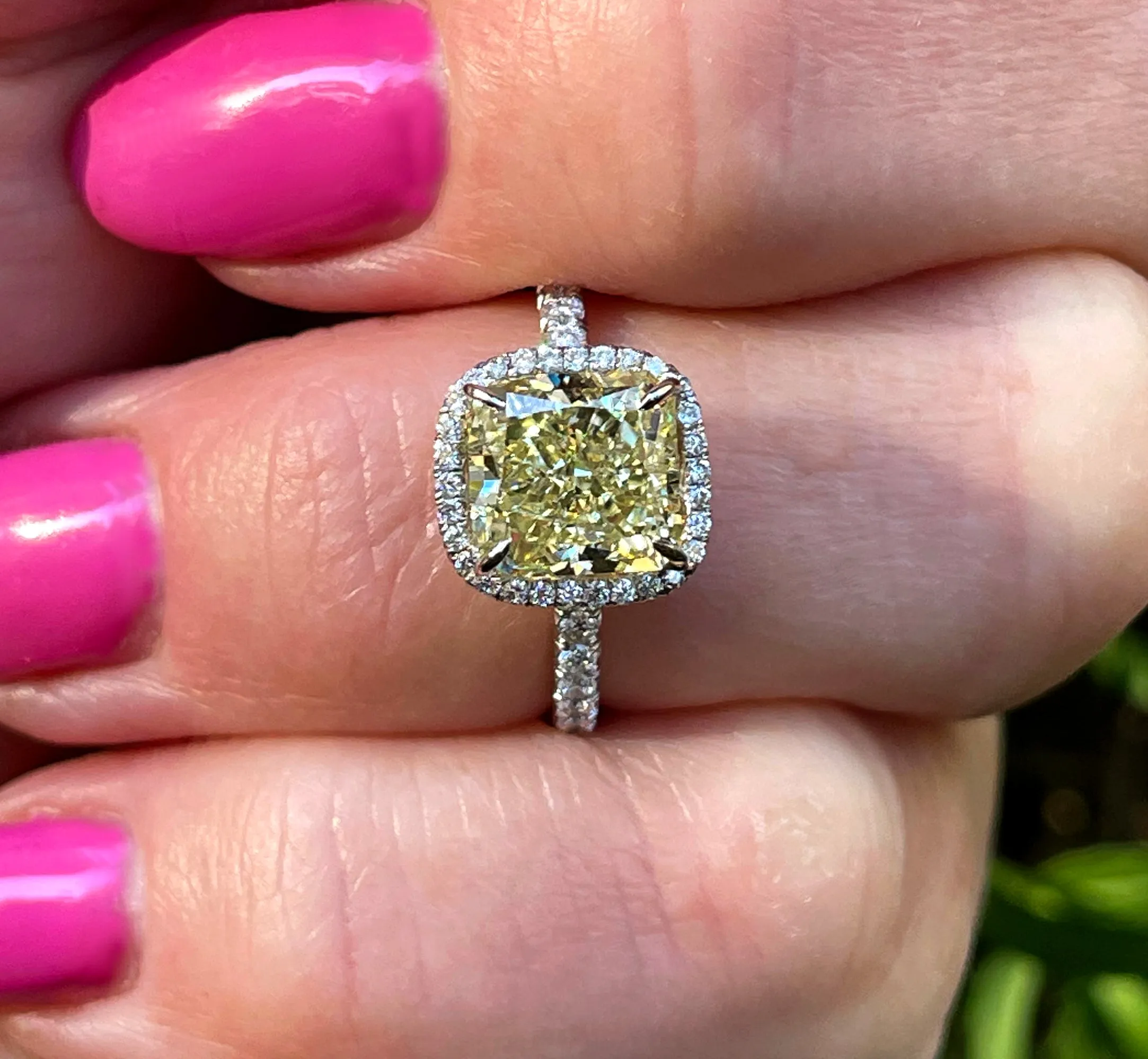 GIA 3.14ctw Estate Vintage Natural Fancy Yellow Radiant Diamond Plat 18k Ring