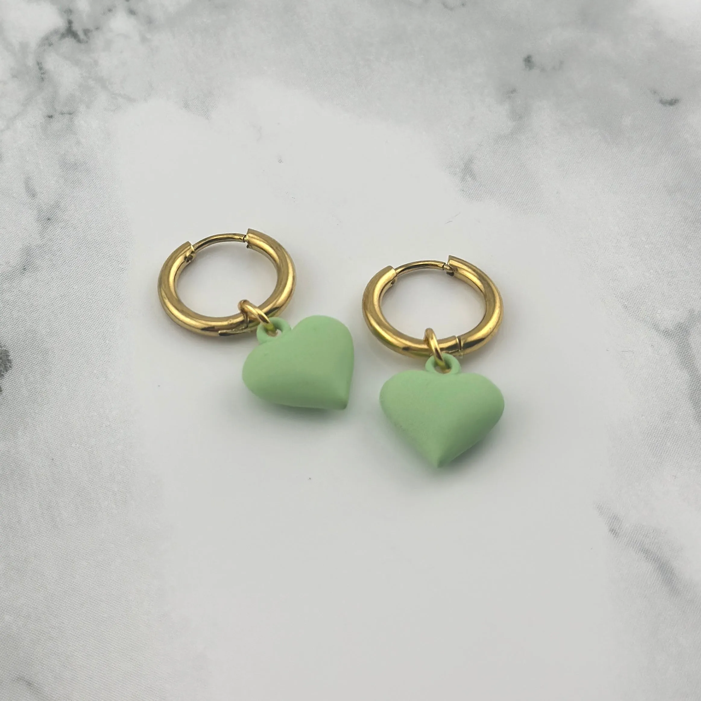 Green heart hoops