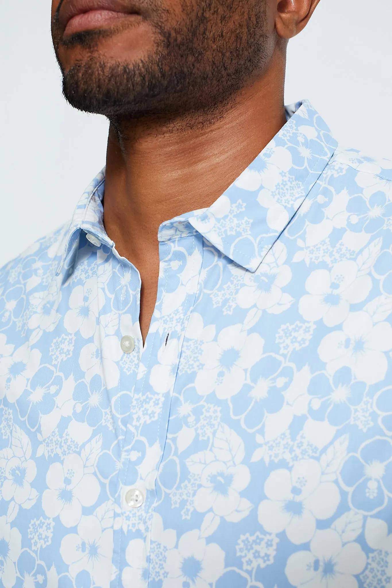 Light Blue Hibiscus Short Sleeve Windward Shirt