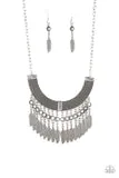 Paparazzi Fierce in Feathers - Necklace Silver