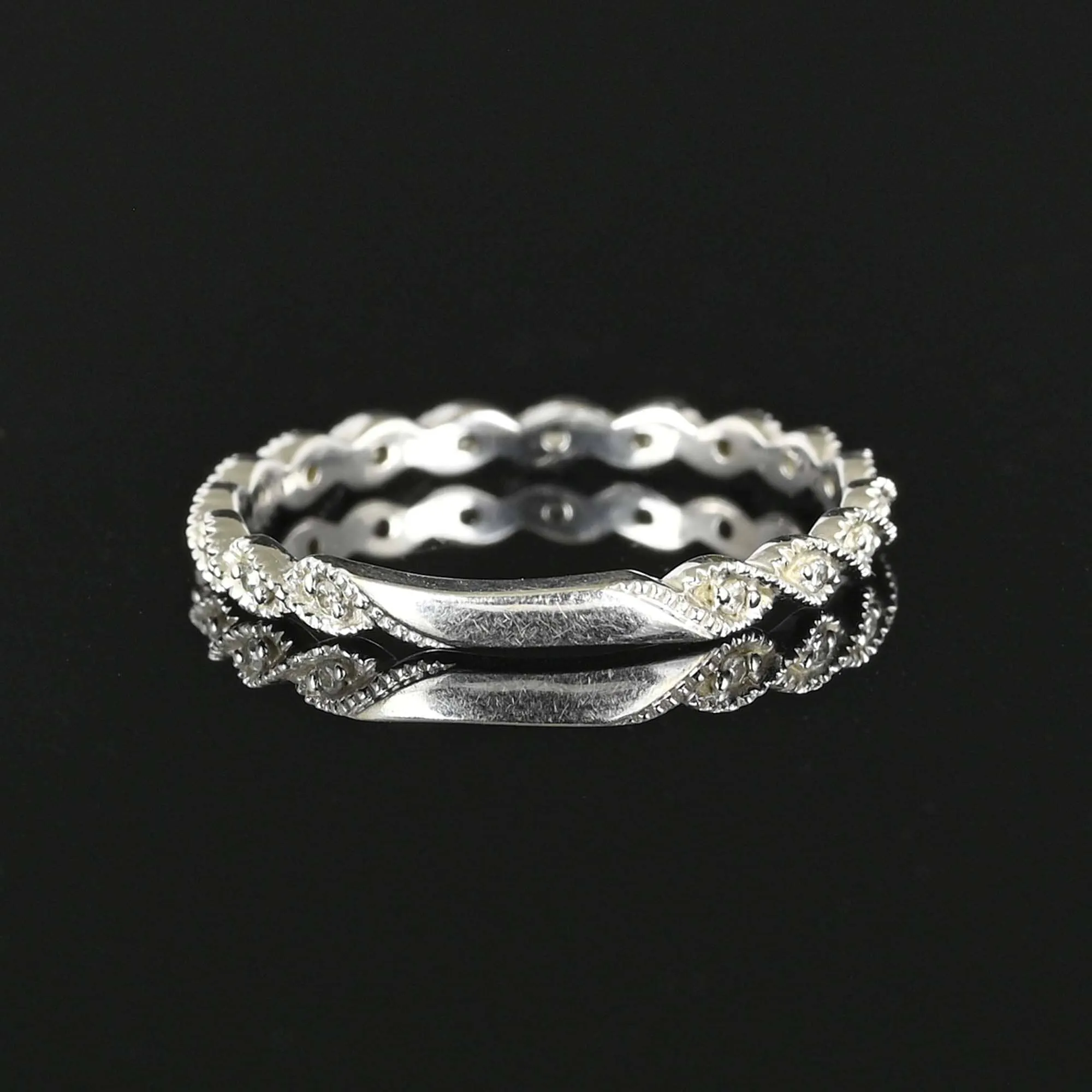 Vintage 14K White Gold Diamond Band Ring